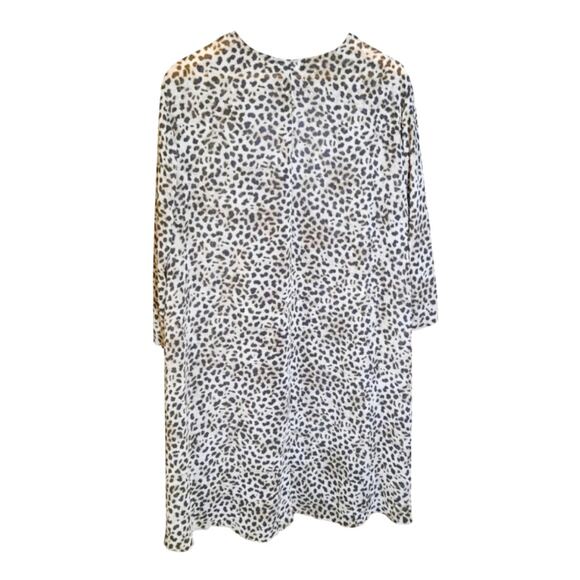 Torrid Womens Lightweight Leopard Print Kimono Open Front Cardigan Size 1 - Picture 2 of 7
